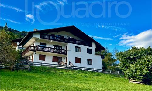 Domegge di Cadore: elegante appartamento 